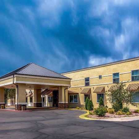 Quality Inn Тринидад Экстерьер фото