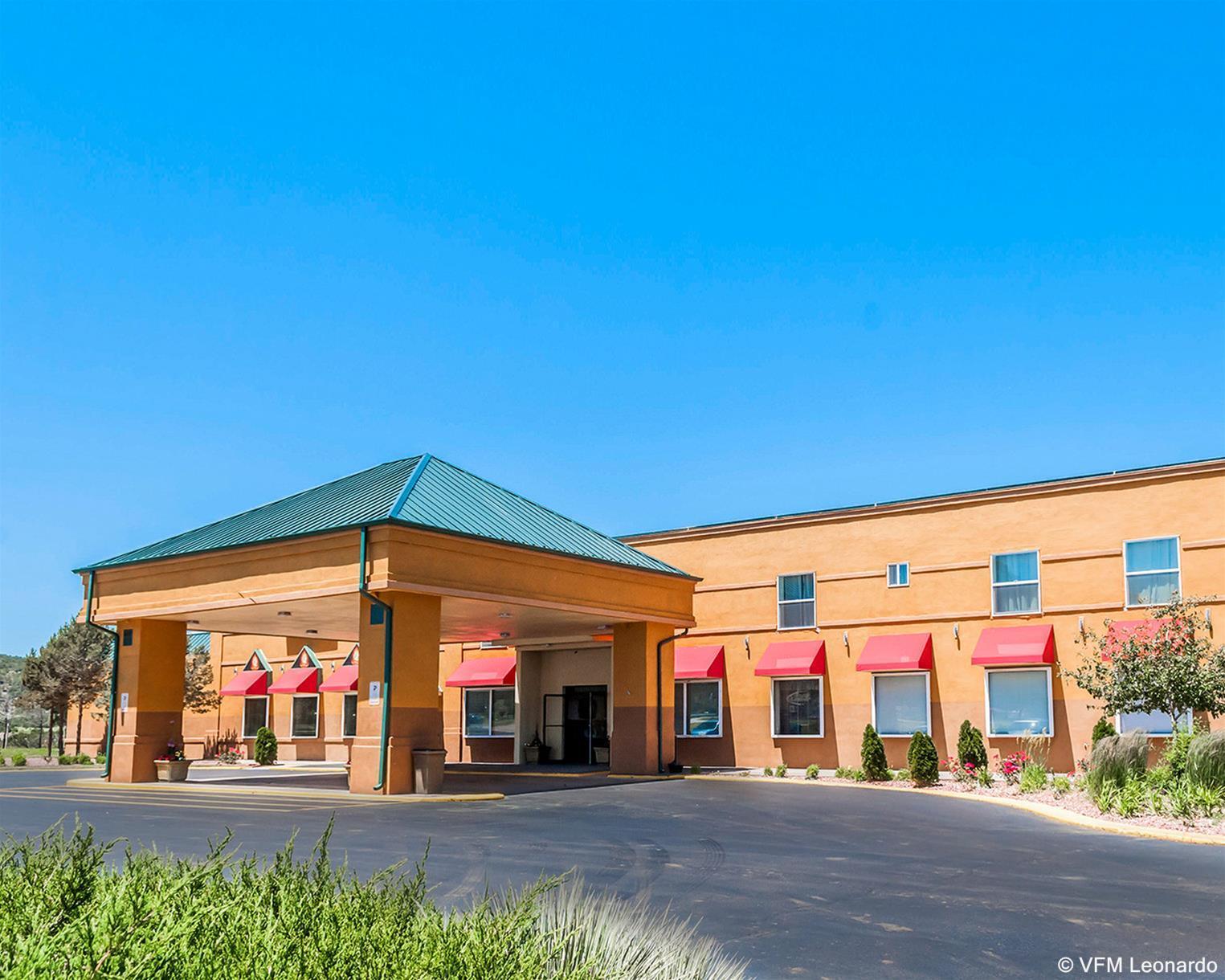 Quality Inn Тринидад Экстерьер фото