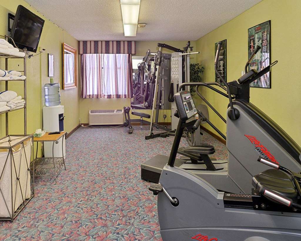 Quality Inn Тринидад Удобства фото
