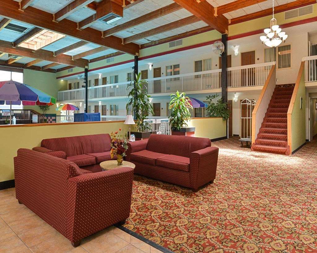 Quality Inn Тринидад Интерьер фото