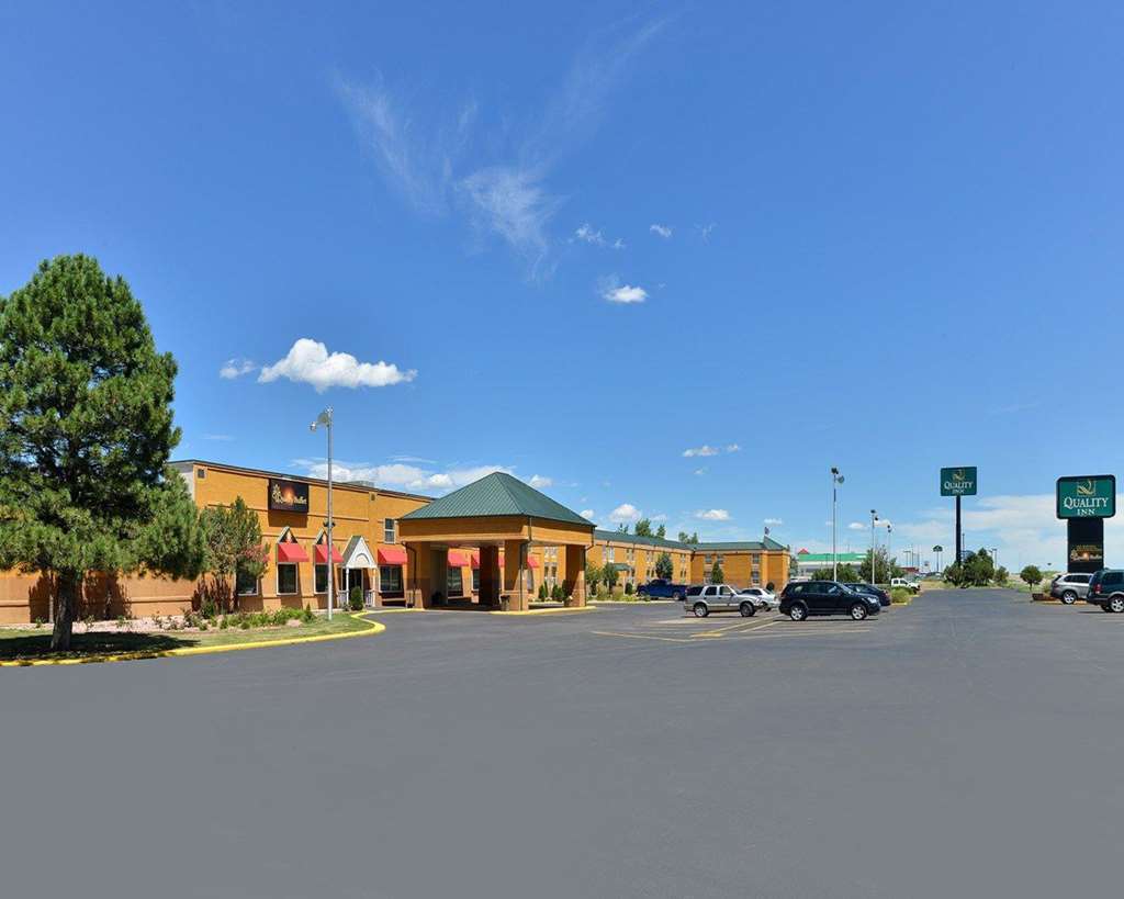 Quality Inn Тринидад Экстерьер фото